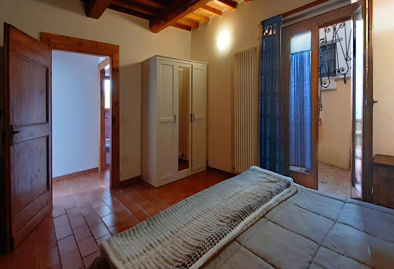 Country House Ca' Vernaccia Guest House Urbino Bagian luar foto