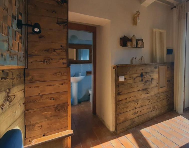 Country House Ca' Vernaccia Guest House Urbino Bagian luar foto