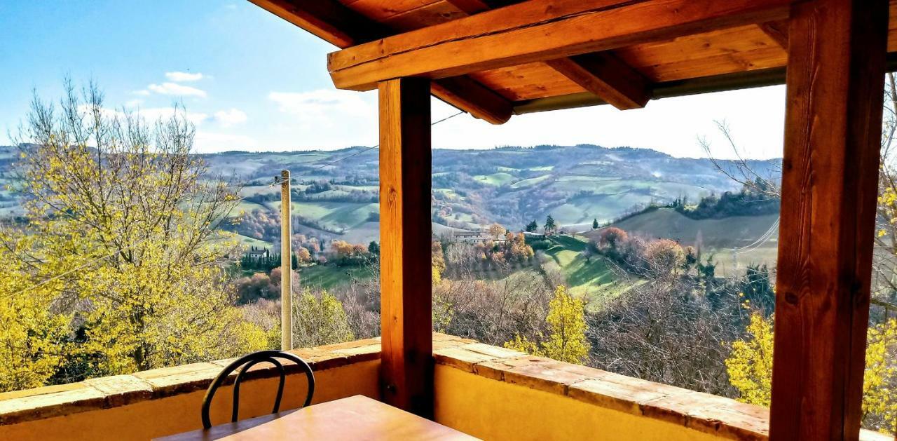 Country House Ca' Vernaccia Guest House Urbino Bagian luar foto